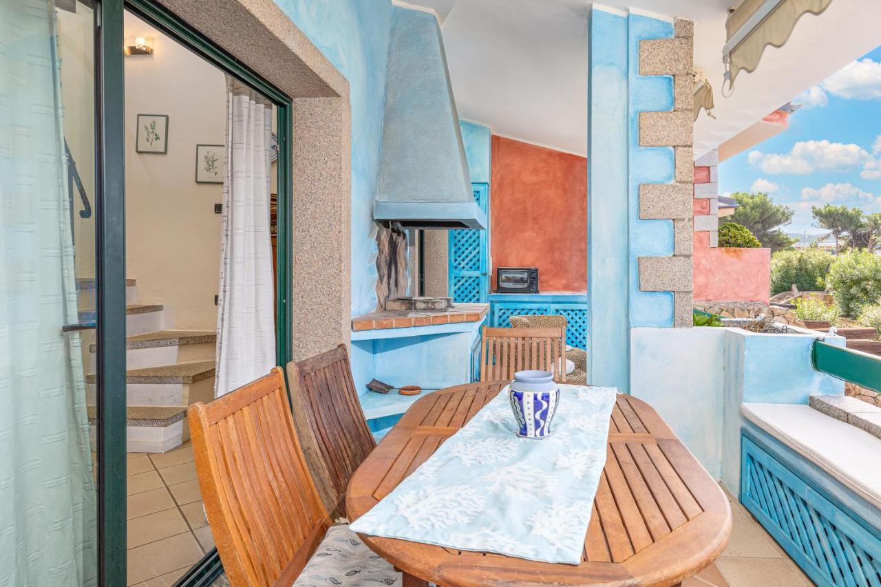 Casa Vacanze Baia Del Faro Palau Eksteriør billede